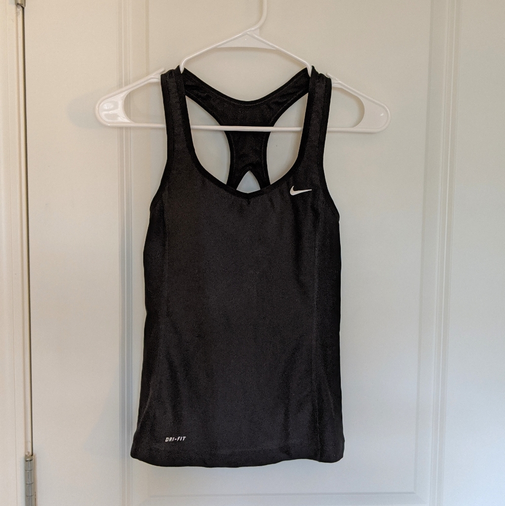 LAST CHANCE! Nike running tank